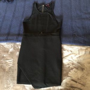 Juniors Little black body con dress